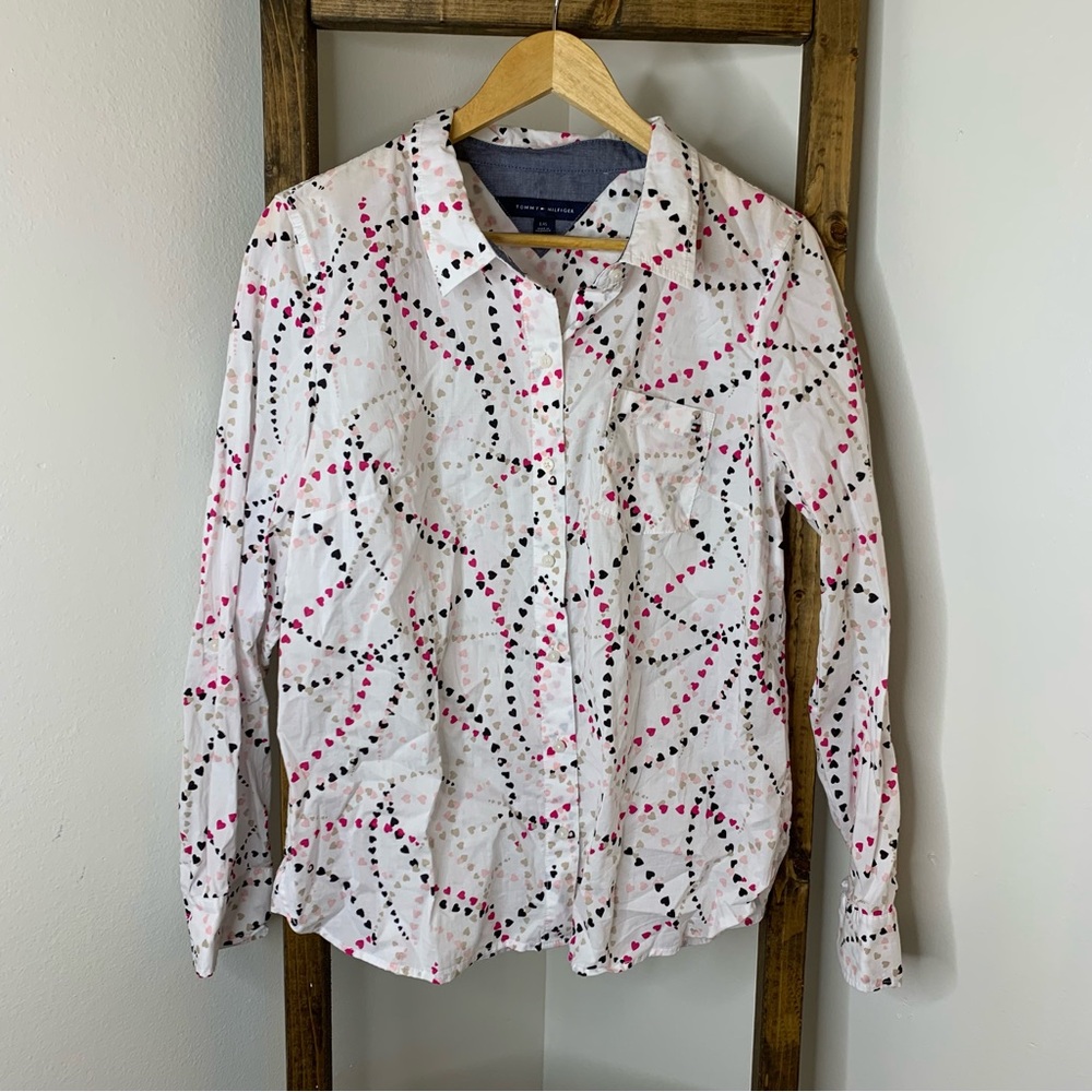 Tommy Hilfiger White Button-Up Shirt with Heart Pattern Size L